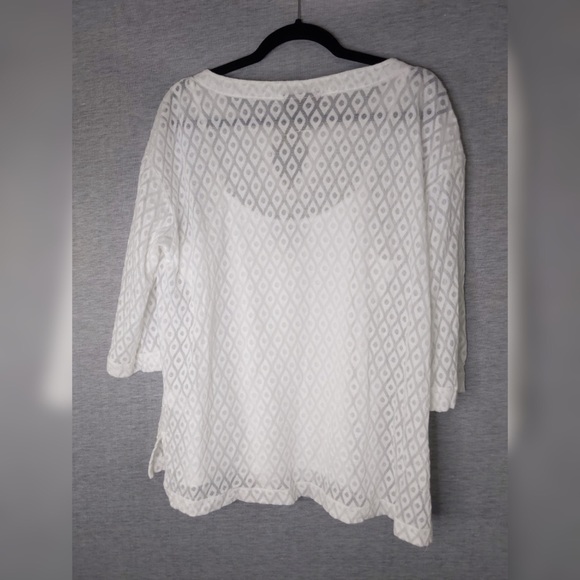 🎄 3/$35 Dana Buchman Sheer Blouse with Cami - Picture 2 of 9